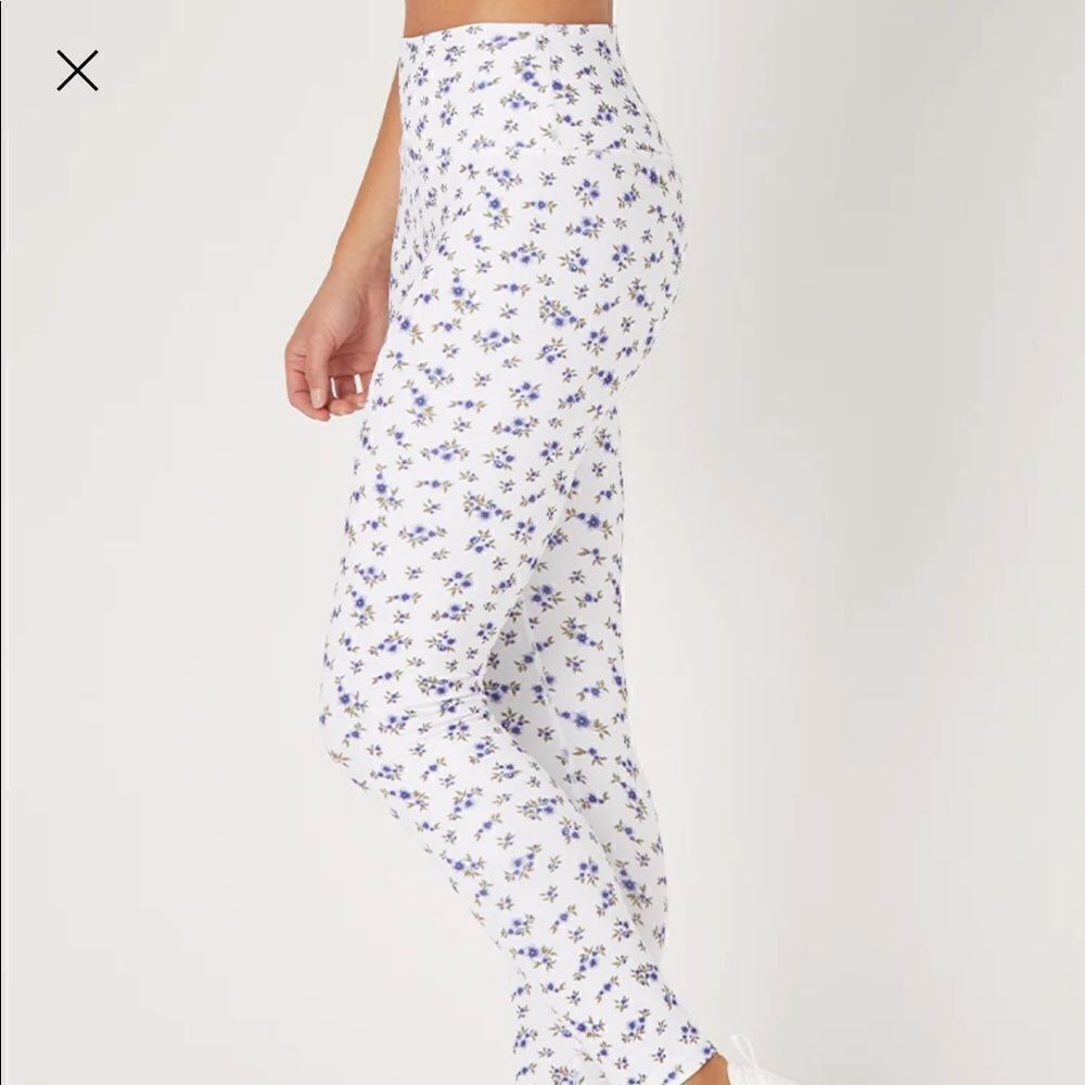 Glyder Sultry Legging Print: Ditsy Floral